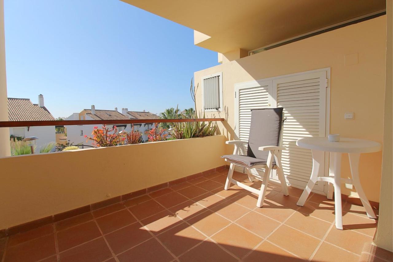 Lovely Bahia Marbella Apartment Luaran gambar